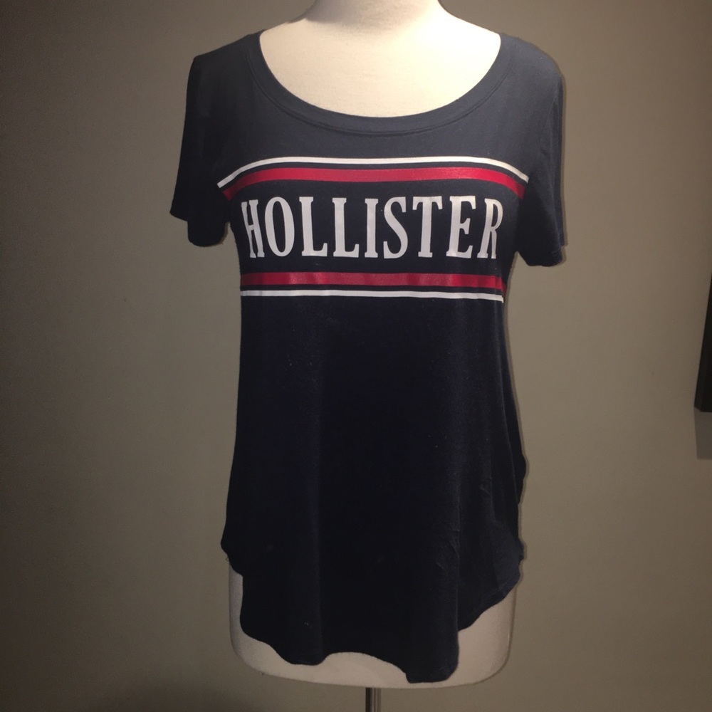 Womens Hollister tshirt